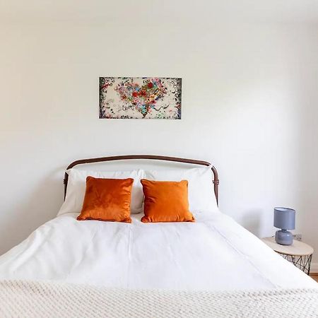 Large, Bright And Spacious 3 Bed Flat In ロンドン エクステリア 写真