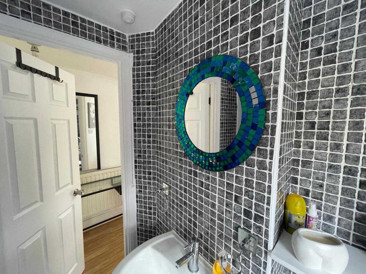 Large, Bright And Spacious 3 Bed Flat In ロンドン エクステリア 写真