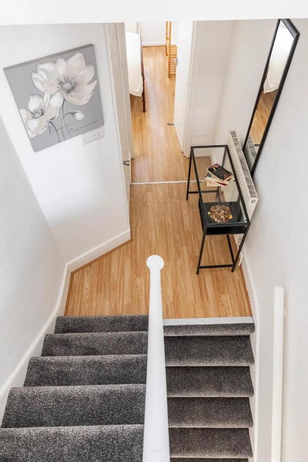 Large, Bright And Spacious 3 Bed Flat In ロンドン エクステリア 写真