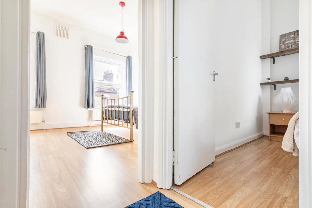 Large, Bright And Spacious 3 Bed Flat In ロンドン エクステリア 写真